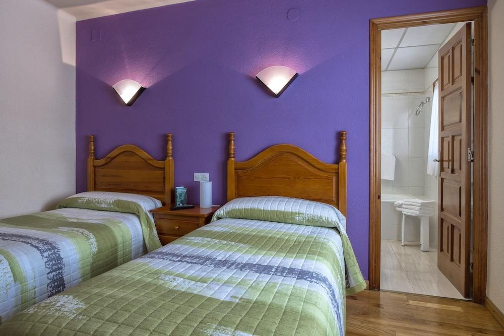 Hotel Farre D'Avall Барруэра Экстерьер фото