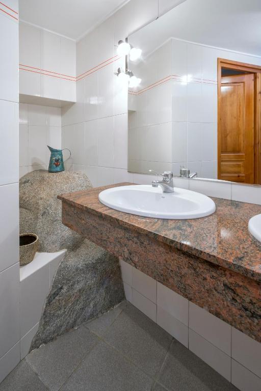 Hotel Farre D'Avall Барруэра Экстерьер фото
